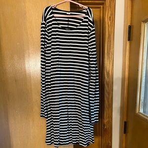 Old Navy Buttery Soft Dress Size M